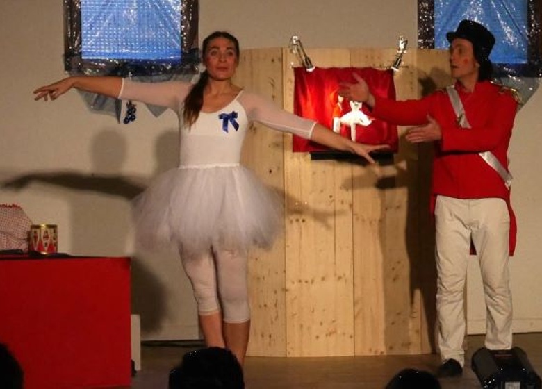 A la salle des fetes: Le petit soldat de plomb par REVE DE THEATRE